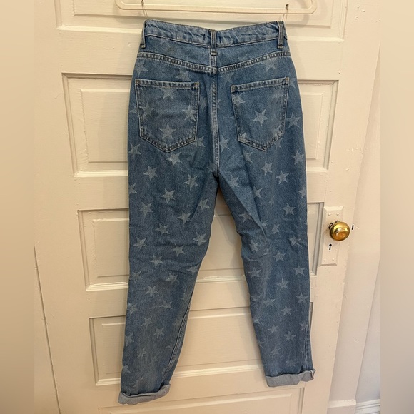 Star-patterned high-wasted mom jeans - Picture 3 of 5